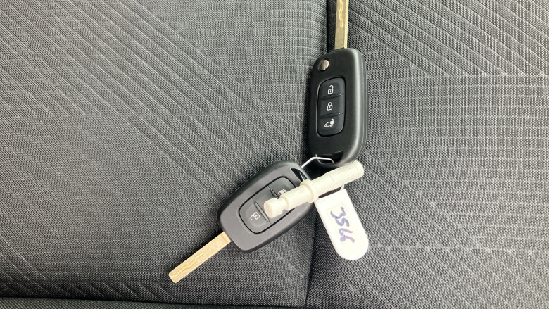 Renault Trafic Swb Diesel SL30 Blue dCi 150 Extra [Safety] Van